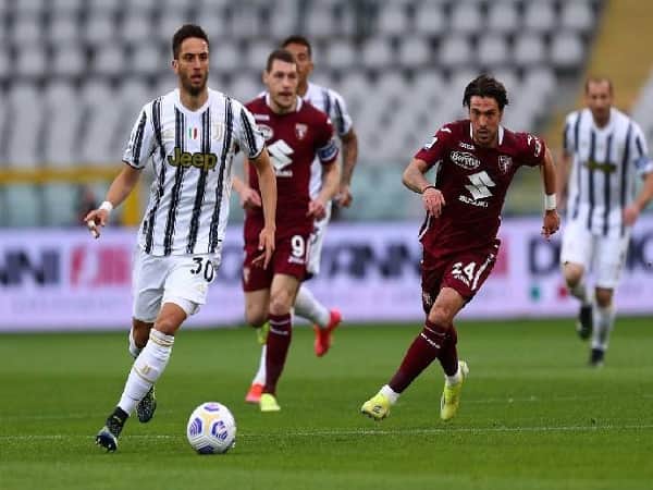 Nhận định Juventus vs Torino 19/2