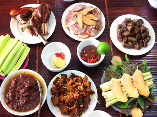 Top món ngon từ thịt chó đặc sản của người Việt