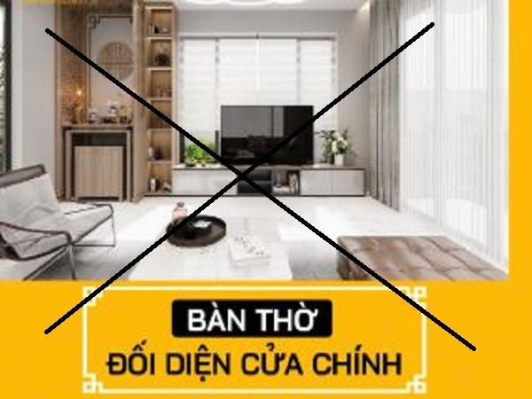 Bàn thờ đối diện cửa chính là 1 trong 8 điều kiêng kỵ khi đặt bàn thờ